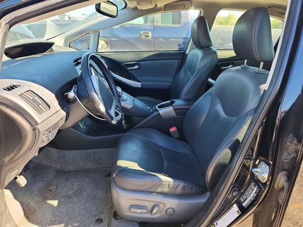 2012 TOYOTA PRIUS — DENT