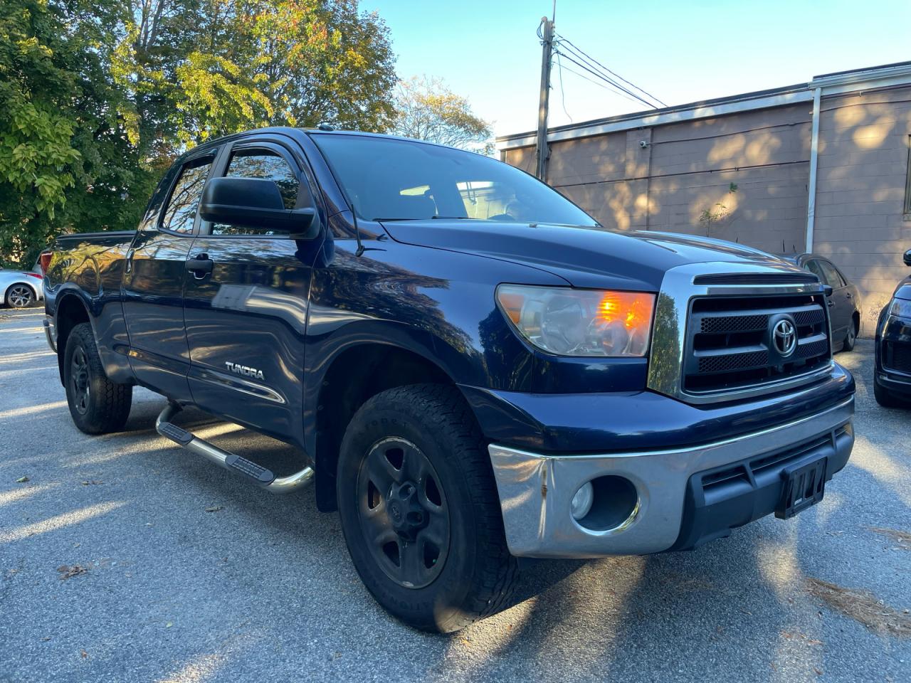 2013 TOYOTA TUNDRA SR5