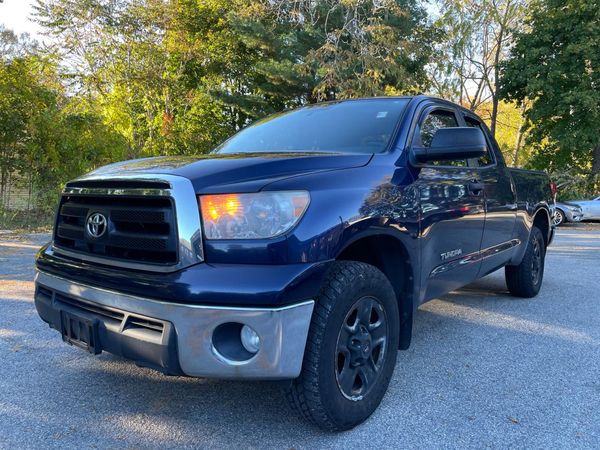 2013 TOYOTA TUNDRA SR5