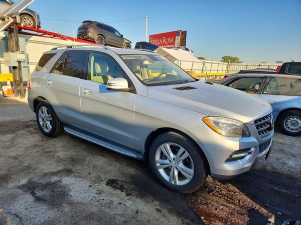 2013 MERCEDES-BENZ ML ML350 BLUETEC 4-MATIC — Passenger 3/4