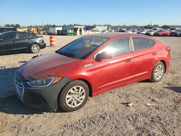 2018 HYUNDAI ELANTRA SE — Front 3/4