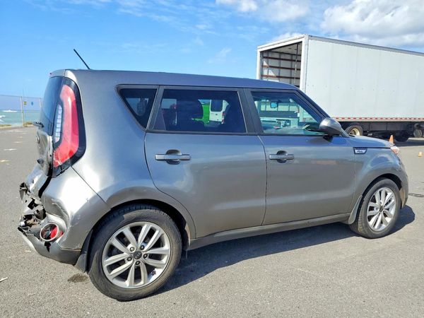 2017 KIA SOUL