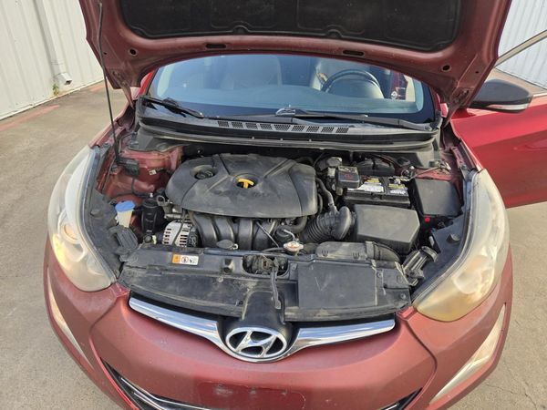 2014 HYUNDAI ELANTRA GLS(Middle)