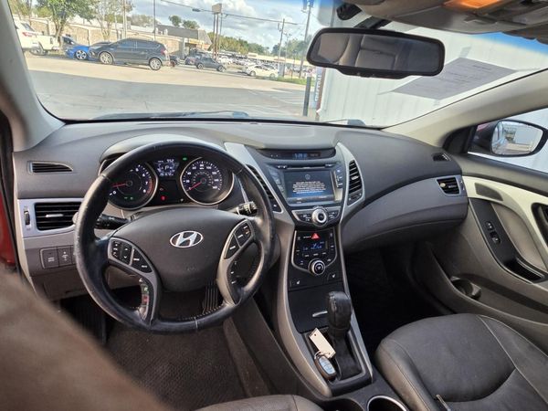 2014 HYUNDAI ELANTRA GLS(Middle)