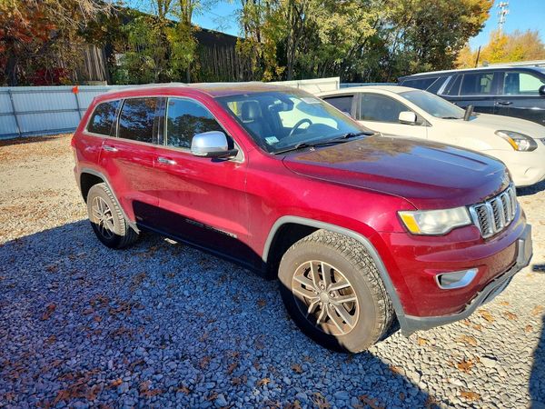 2017 JEEP GRAND CHEROKEE Limited — Passenger 3/4