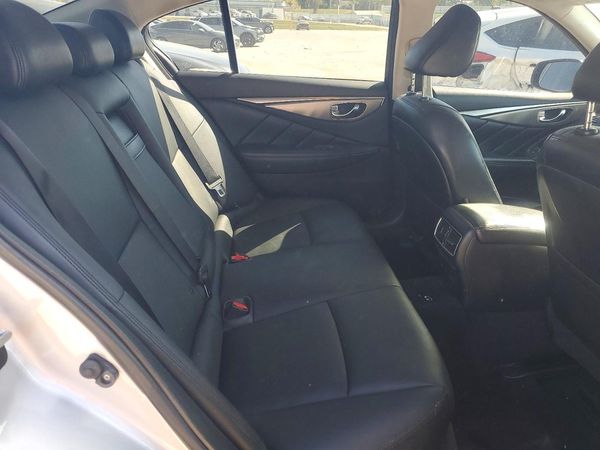 2015 INFINITI Q50 — PSRS
