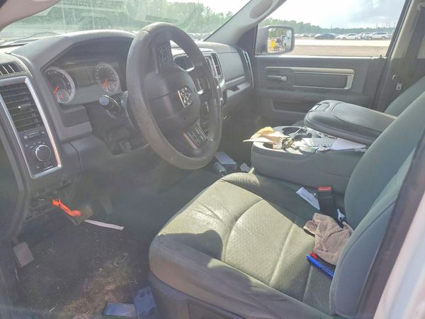 2014 RAM 1500 SLT — DENT