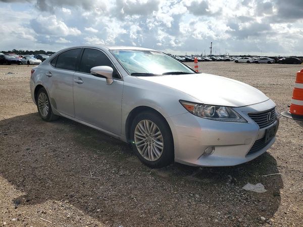 2013 LEXUS ES350 350 — Passenger 3/4