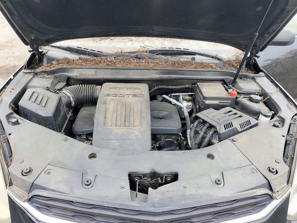 2016 CHEVROLET EQUINOX LS — Engine bay