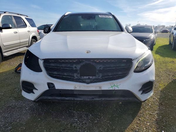 2018 MERCEDES-BENZ GLC