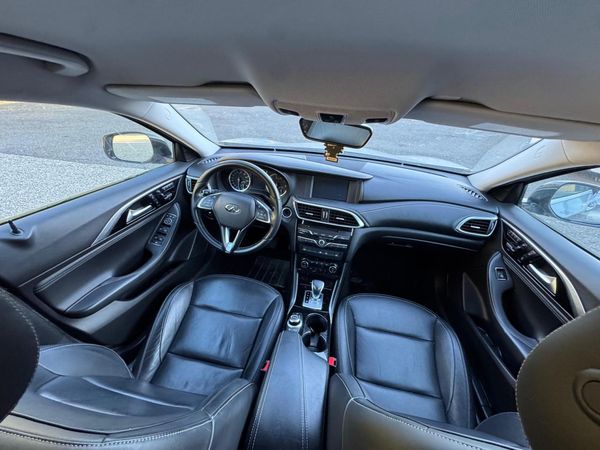 2018 INFINITI QX30