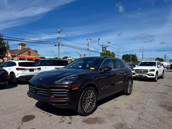 2021 PORSCHE CAYENNE