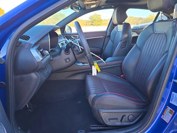 2023 GENESIS G70 — DENT