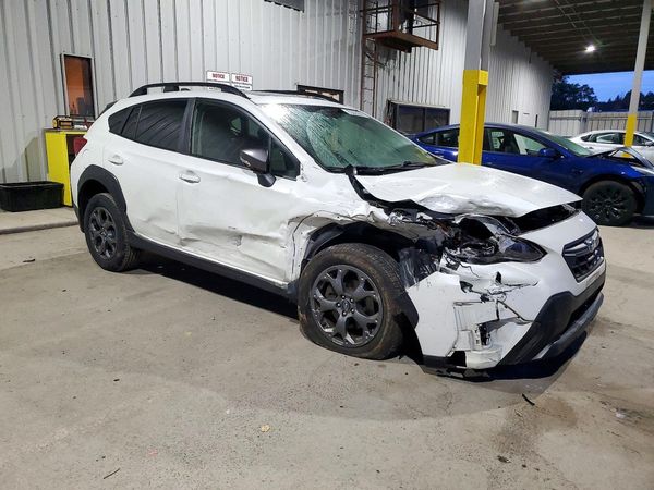 2021 SUBARU CROSSTREK Sport+ES+BSD — Passenger 3/4