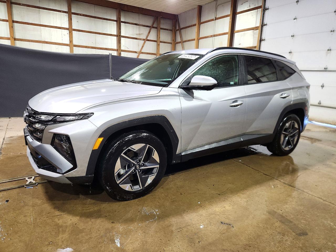 2026 HYUNDAI TUCSON SEL, SEL Plus — Front 3/4