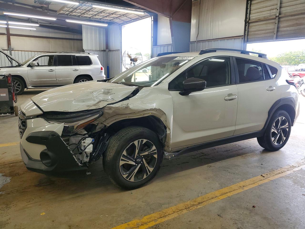 2025 SUBARU CROSSTREK Premium — Front 3/4