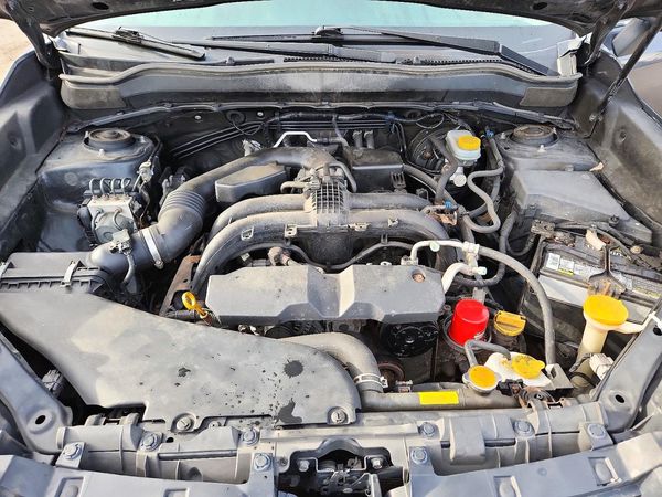 2018 SUBARU FORESTER Limited — Engine bay