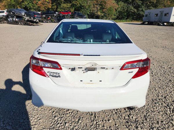 2013 TOYOTA CAMRY — DIRR