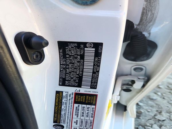 2013 TOYOTA CAMRY — VINS