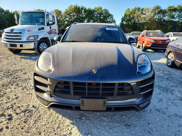 2018 PORSCHE MACAN — DIRF