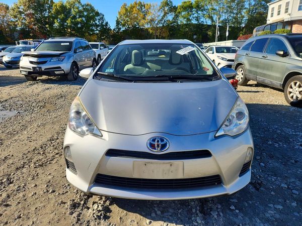 2013 TOYOTA PRIUS — DIRF