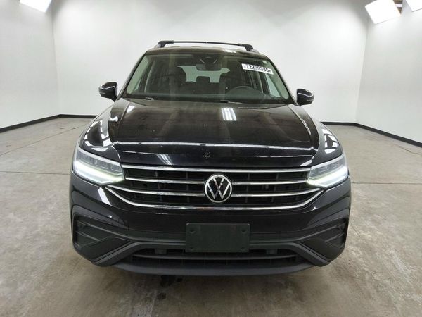 2022 VOLKSWAGEN TIGUAN 4Motion SE — DIRF