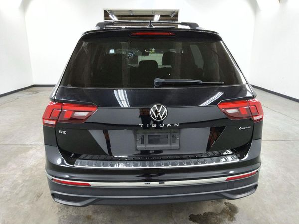 2022 VOLKSWAGEN TIGUAN 4Motion SE — DIRR