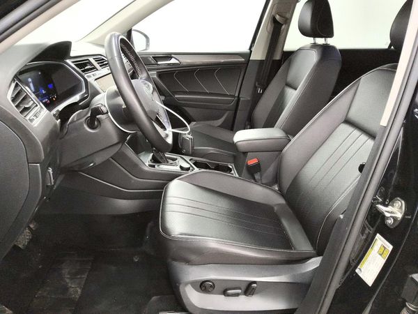 2022 VOLKSWAGEN TIGUAN 4Motion SE — DENT