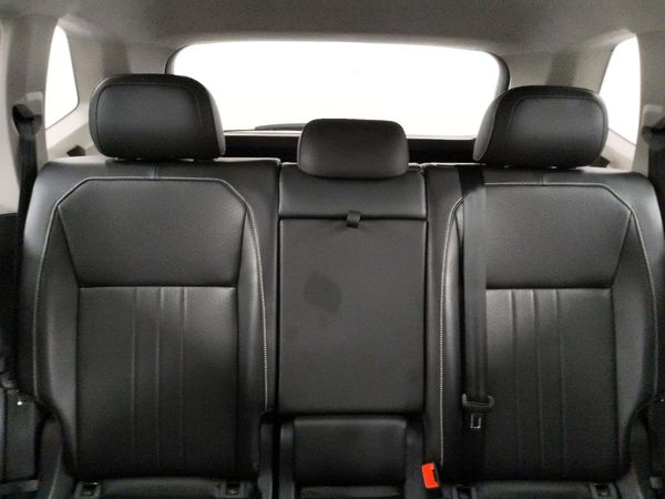 2022 VOLKSWAGEN TIGUAN 4Motion SE — SUVN