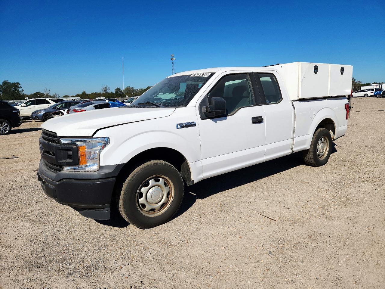 2019 FORD F150 — Front 3/4