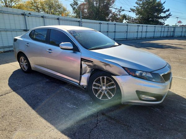 2013 KIA OPTIMA LX — Passenger 3/4