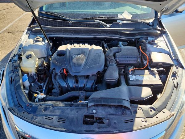 2013 KIA OPTIMA LX — Engine bay