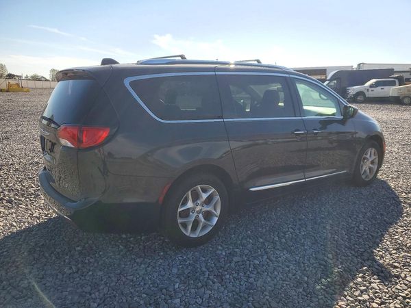 2018 CHRYSLER PACIFICA Touring L Plus — PSRA