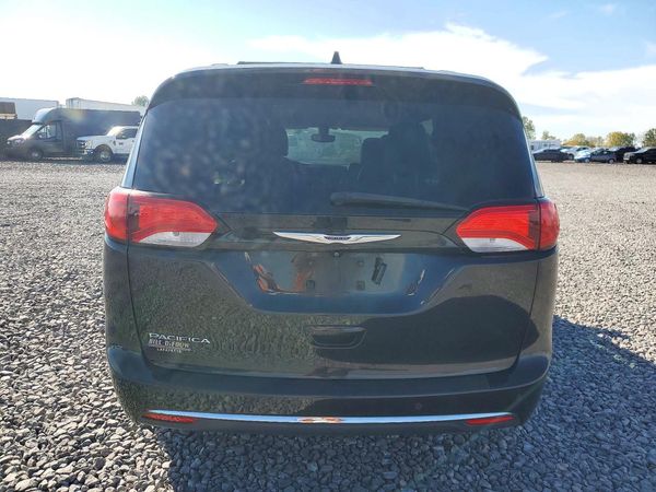 2018 CHRYSLER PACIFICA Touring L Plus — DIRR