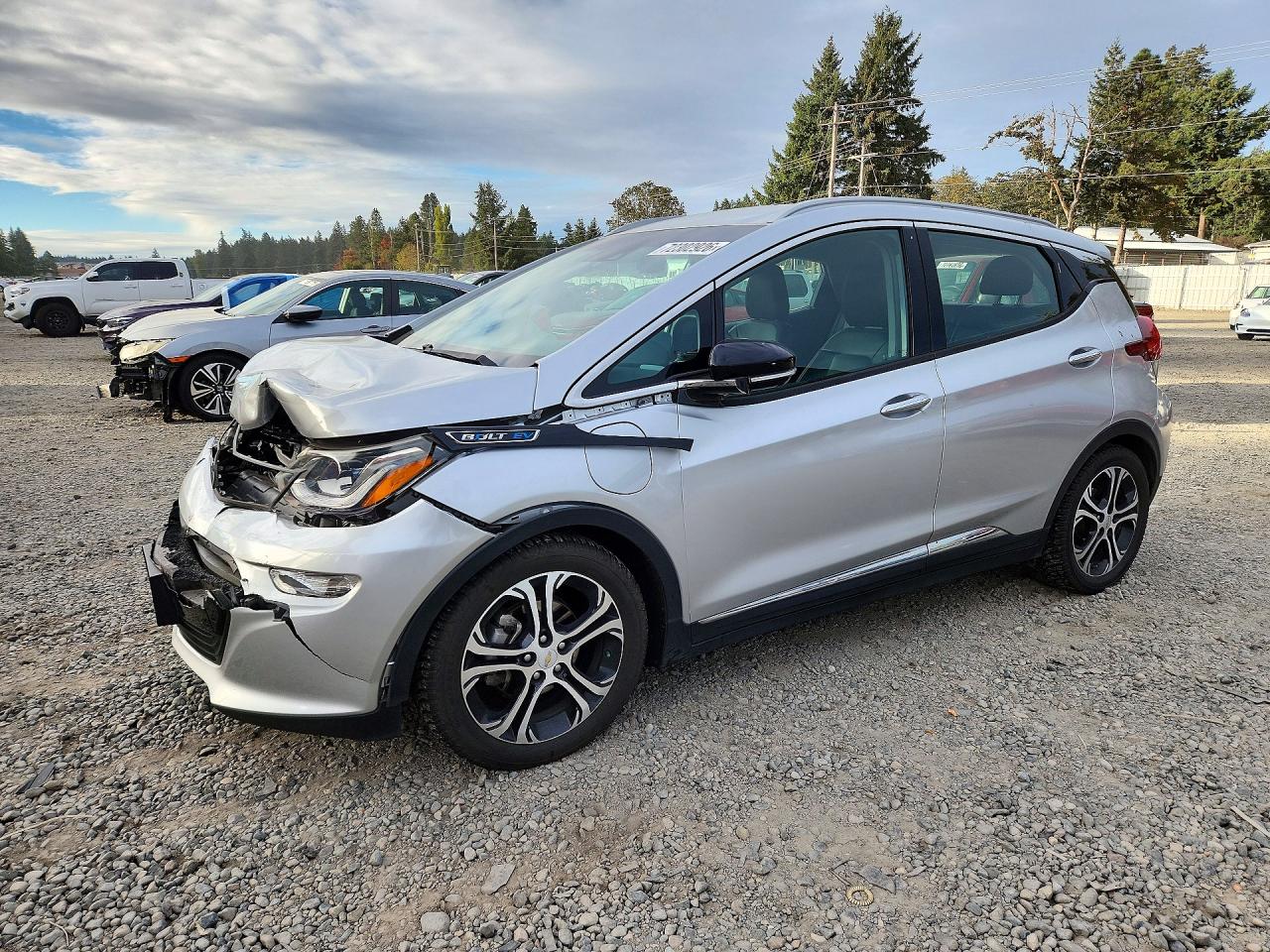 2017 CHEVROLET BOLT Premier — Front 3/4