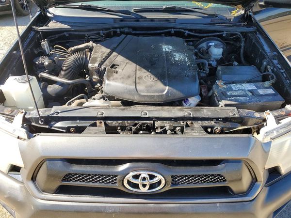 2012 TOYOTA TACOMA — Engine bay
