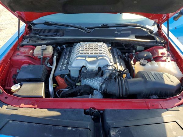 2016 DODGE CHALLENGER SRT HELLCAT — Engine bay