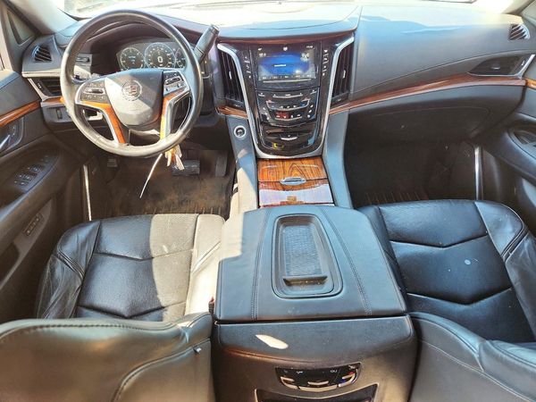 2015 CADILLAC ESCALADE ESV Luxury — CKPT
