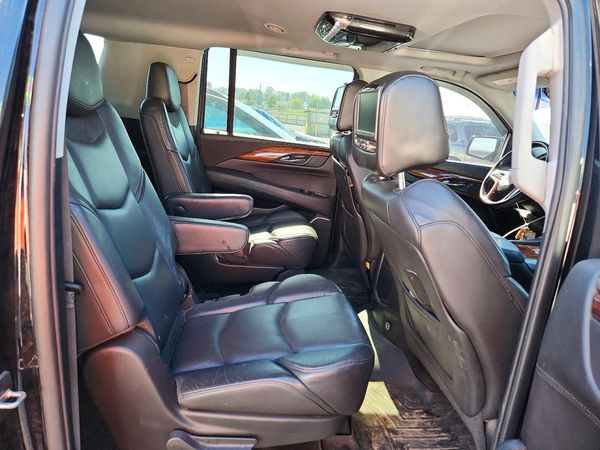 2015 CADILLAC ESCALADE ESV Luxury — PSRS