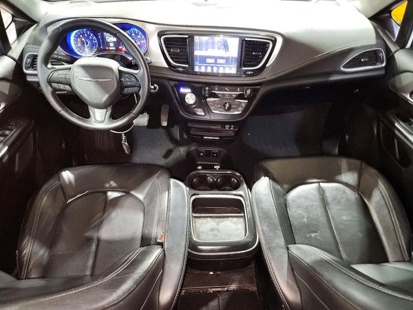 2018 CHRYSLER PACIFICA Touring L — CKPT