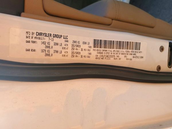 2014 JEEP CHEROKEE Overland — VINS