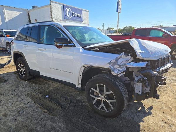 2024 JEEP CHEROKEE Limited — Passenger 3/4