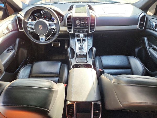 2012 PORSCHE CAYENNE Turbo — CKPT