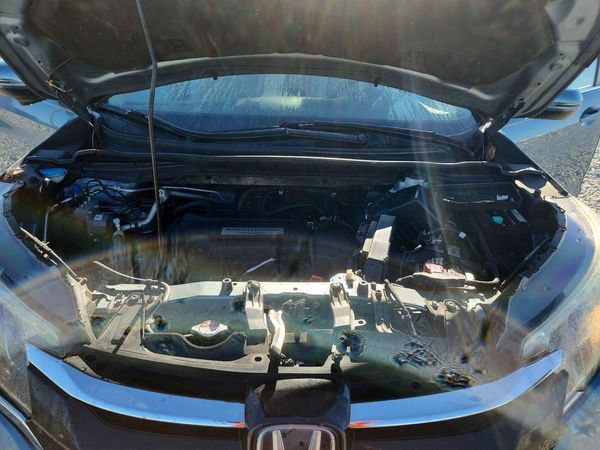 2015 HONDA CRV Touring — Engine bay