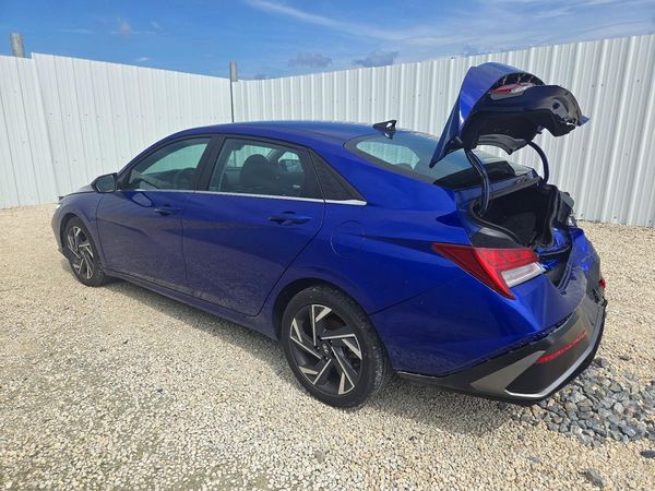 2025 HYUNDAI ELANTRA SEL Convenience — DSRA