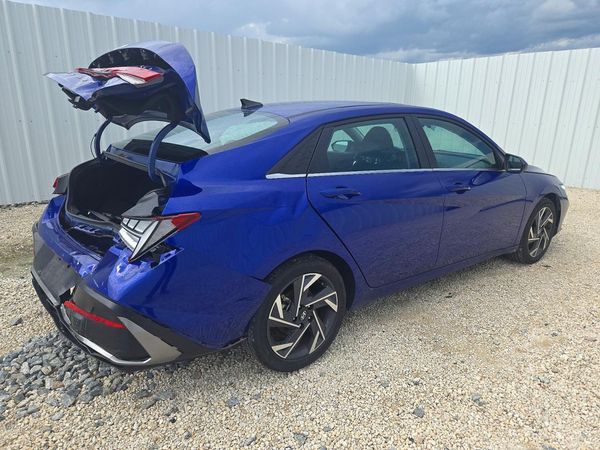 2025 HYUNDAI ELANTRA SEL Convenience — PSRA