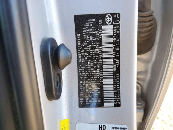 2015 TOYOTA COROLLA L/LE — VINS