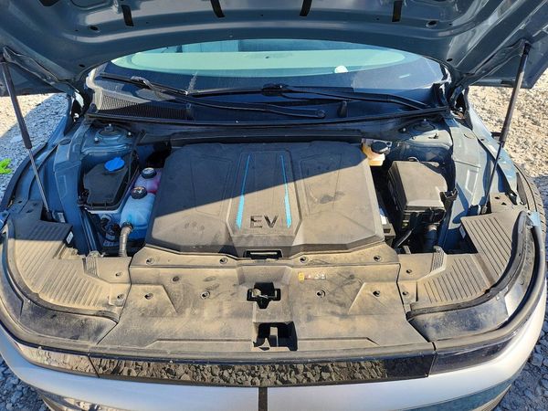 2023 HYUNDAI IONIQ SEL — Engine bay