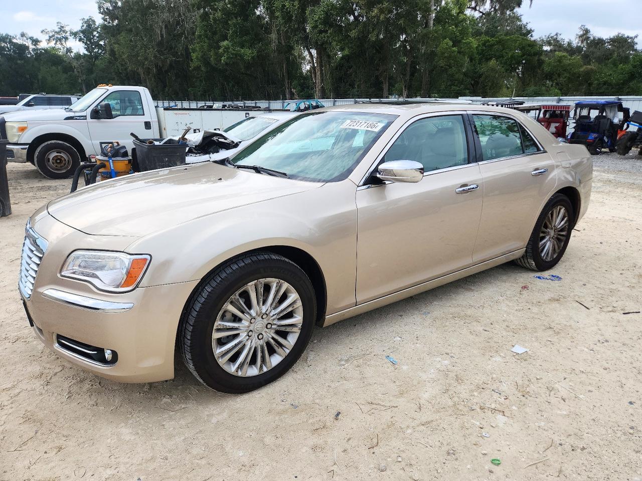 2012 CHRYSLER 300 Limited — Front 3/4