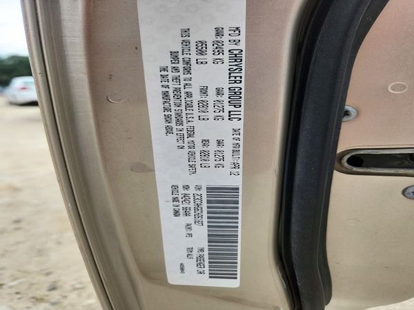 2012 CHRYSLER 300 Limited — VINS